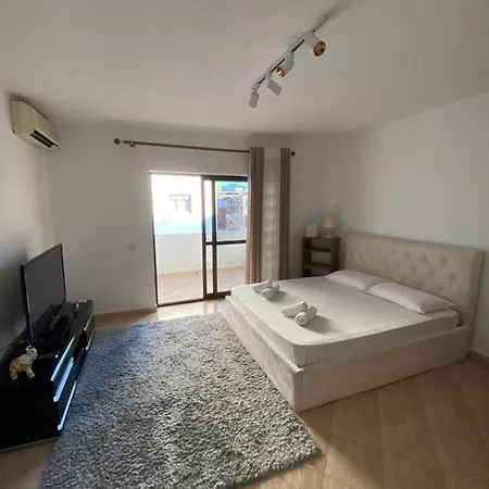 Apartament Myslym Shyri 2