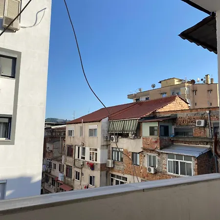 Apartament Myslym Shyri 2 *